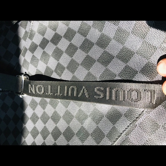 Louis Vuitton backpack - Picture 10 of 12